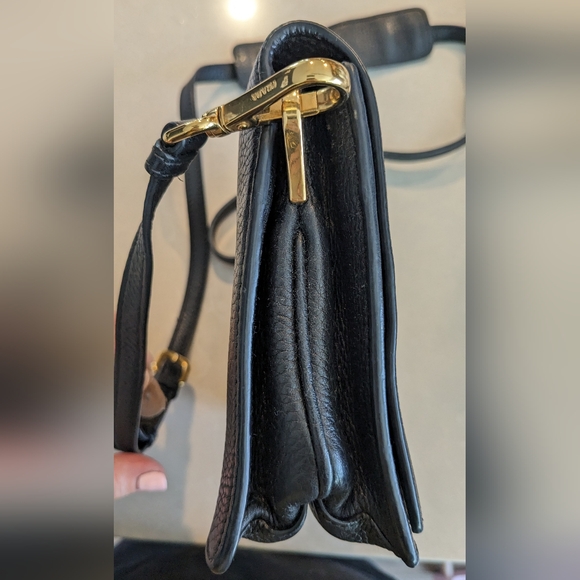 Authentic Prada Leather Bag with 2x Shoulder straps CoA & Dustbag - Picture 9 of 16